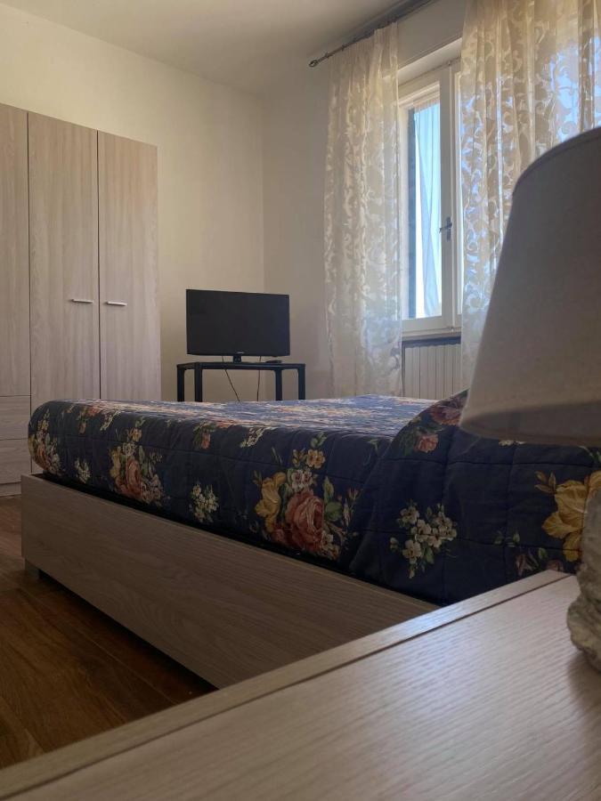 Casa Vacanze Raggio Di Sole Монтегридольфо Экстерьер фото