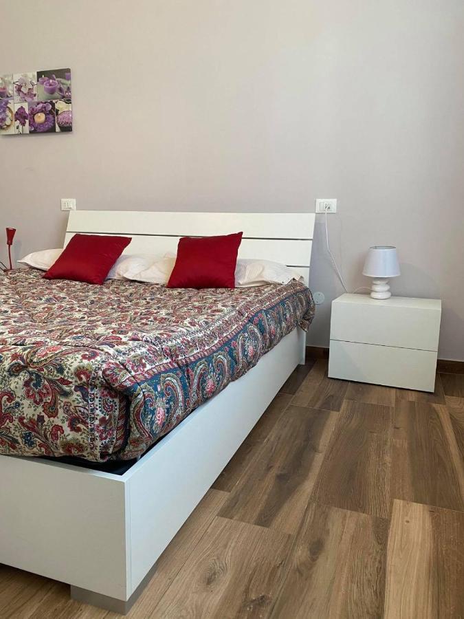 Casa Vacanze Raggio Di Sole Монтегридольфо Экстерьер фото