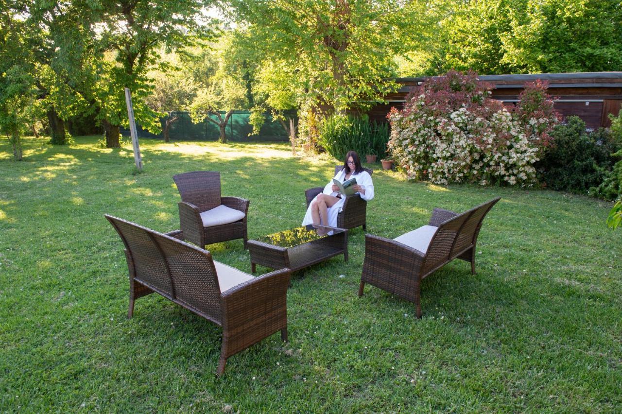 Casa Vacanze Raggio Di Sole Монтегридольфо Экстерьер фото